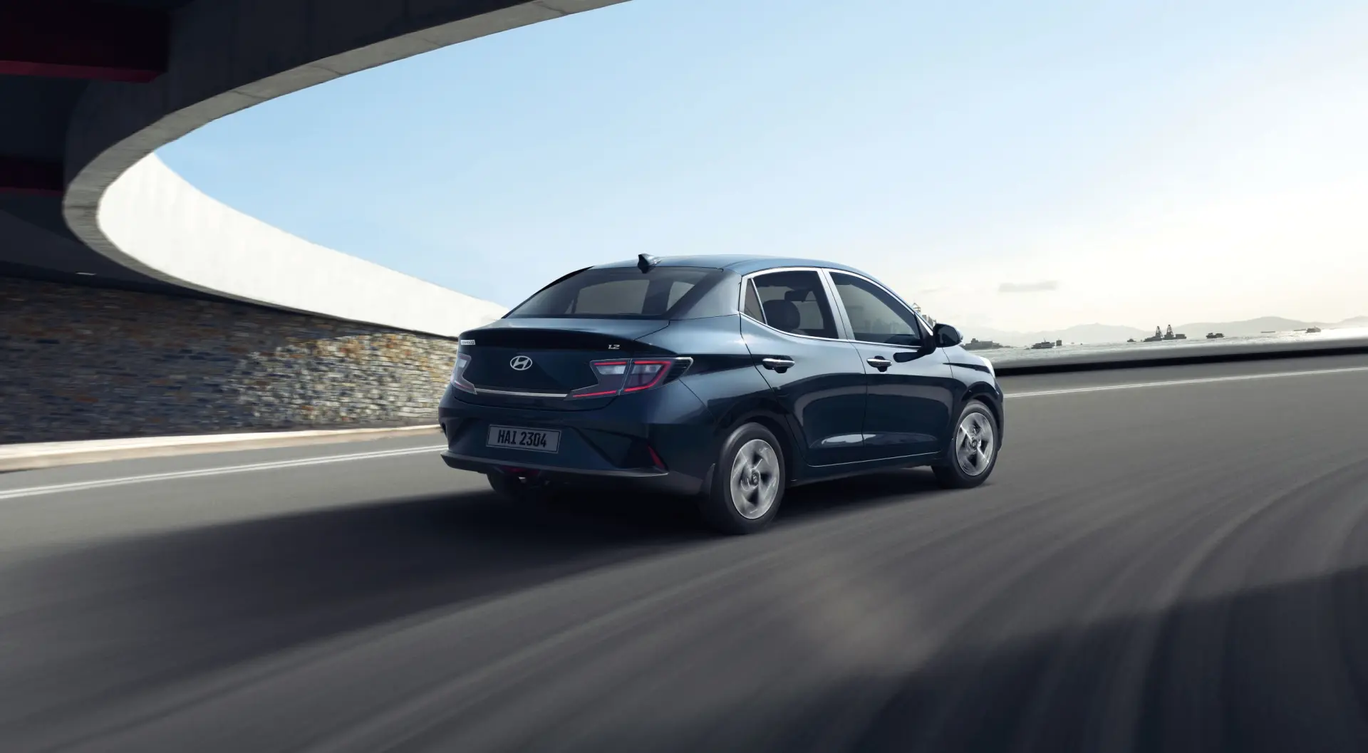 Scroll-based section image