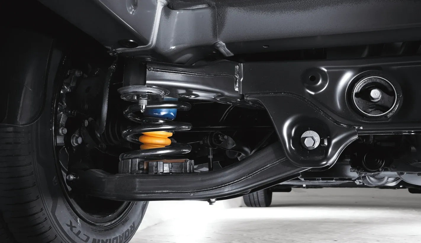 Smooth Performance with Multi-Link Suspension